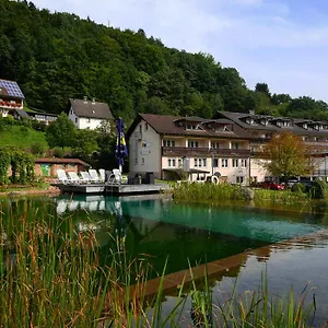Christel 3* Heimbuchenthal