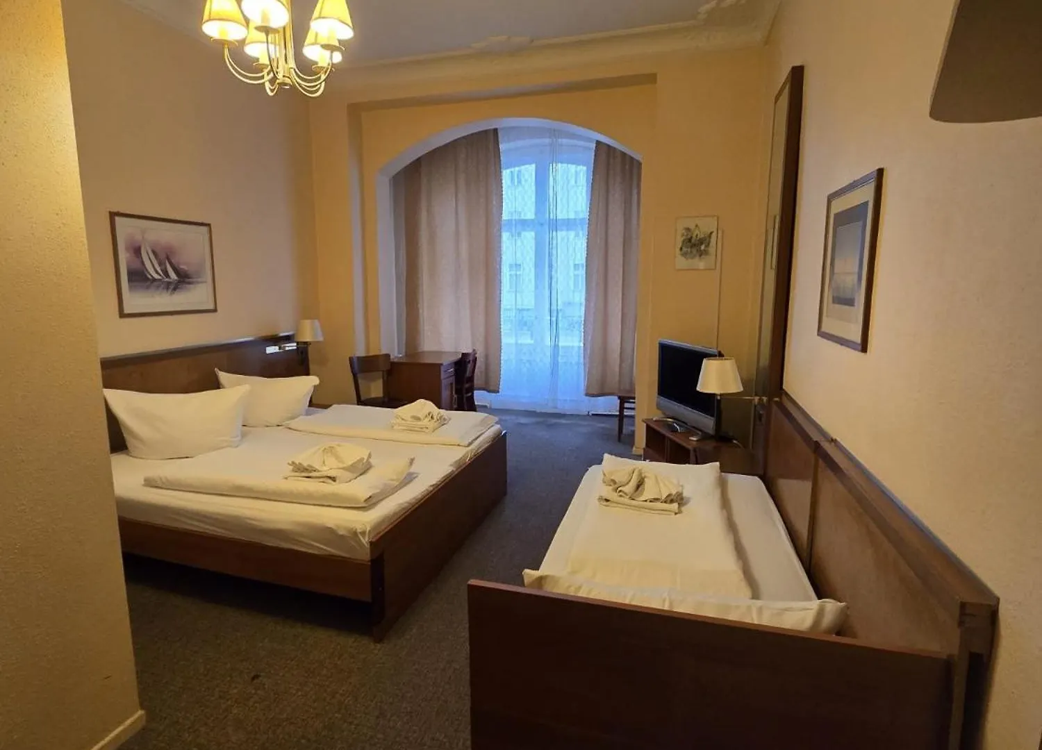 Hotel Arche Berlin 3*,  Niemcy